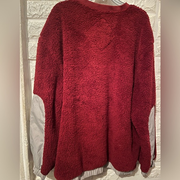 UGG Niko Sherpa Crewneck Sweater - Picture 3 of 9